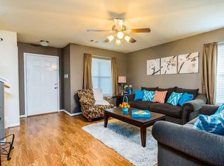 210 Silky Leaf Dr, Houston, TX 77073