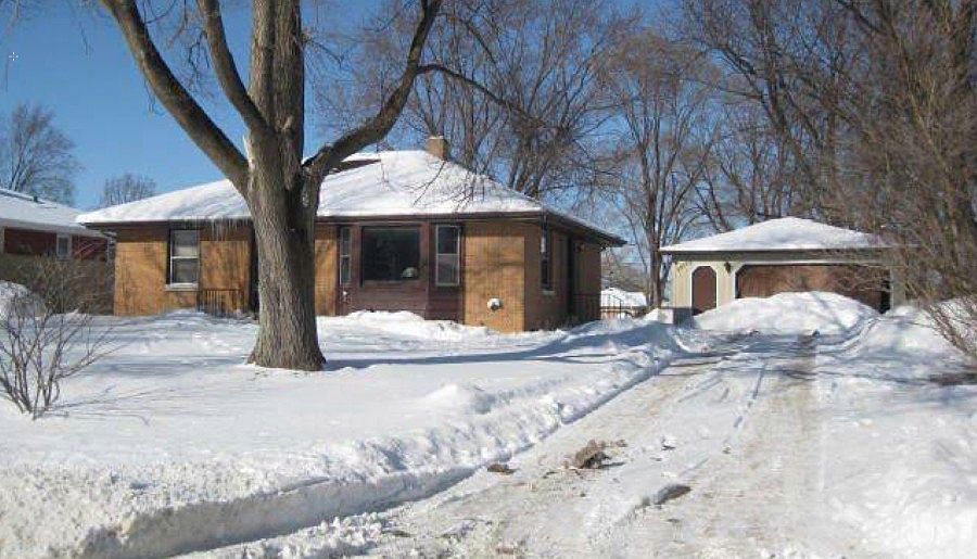 1st image of 23772 W Lake Vista Ave