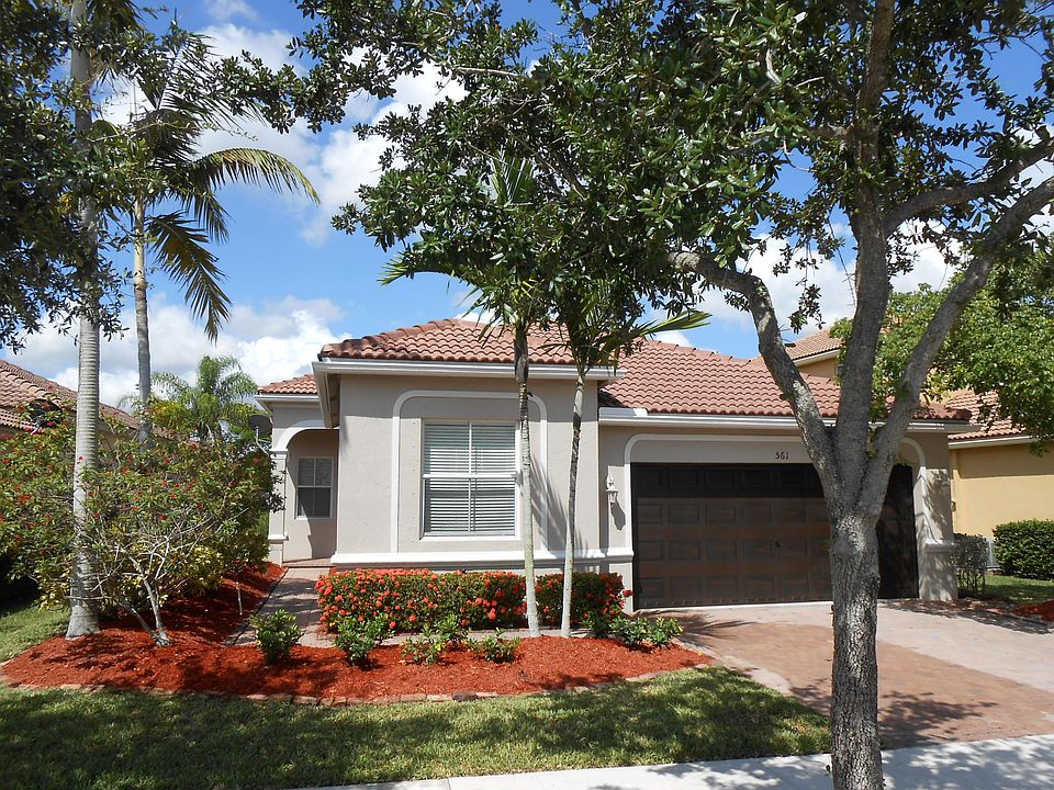 1st image of 561 Live Oak Lane