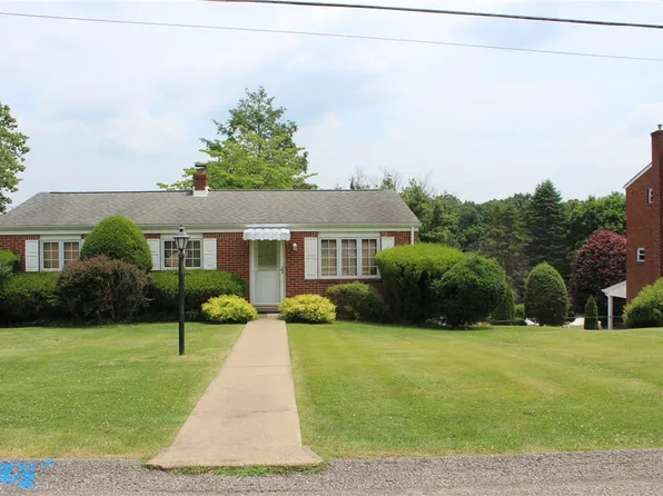 47 Maplewood Ct, Delmont, PA 15626