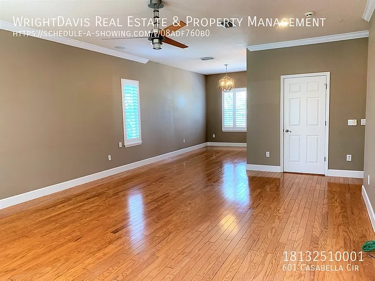 601 Casabella Cir — Photo 12