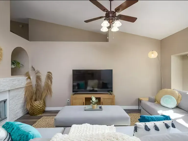 650 W Palo Verde St — Photo 3