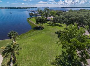 Trout River Dr, Jacksonville, FL 32208
