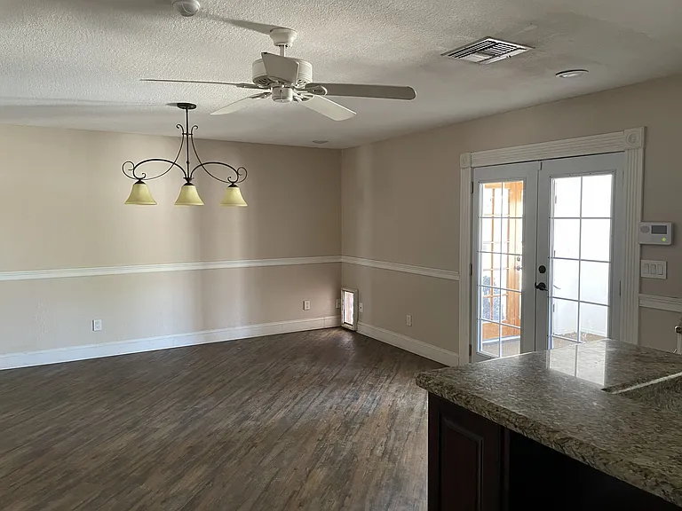 908 E Mesquite Ave — Photo 19