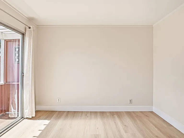 532 Tyrella Ave #45 — Photo 15