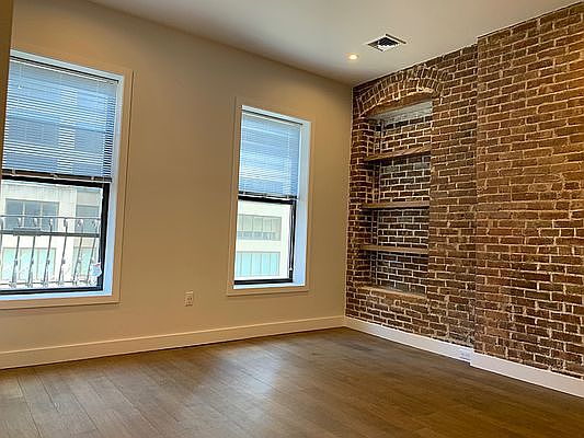 3rd image of 1064 Madison Ave #5F