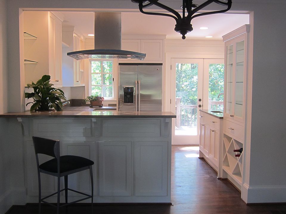 1st image of 2012 E Roxboro Rd NE