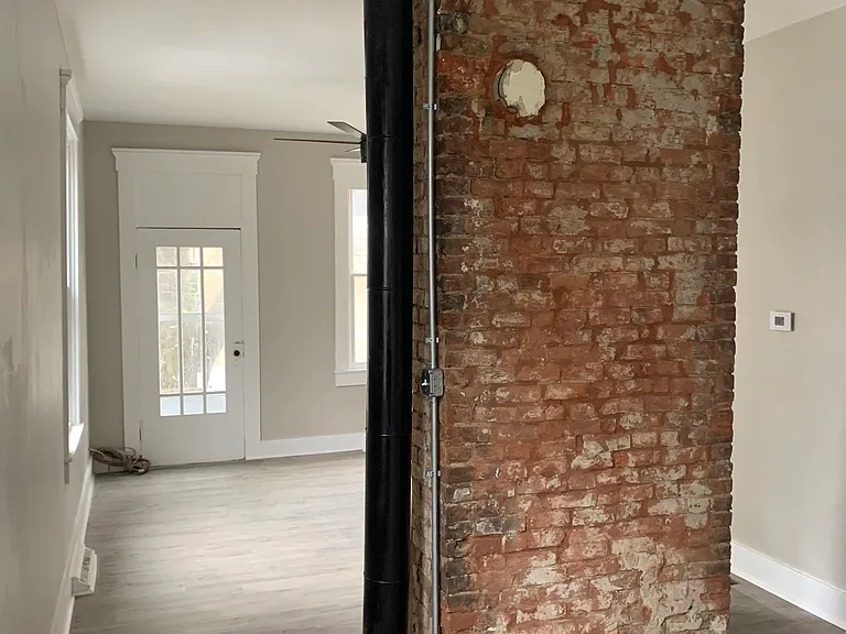 609 Bakewell St — Photo 8