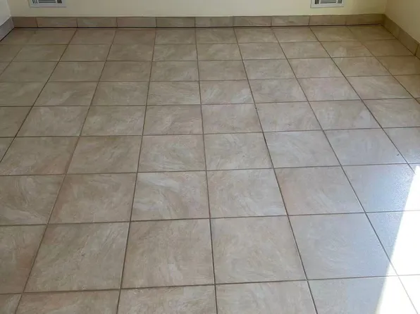 21 Gil Ct, Staten Island, NY 10312