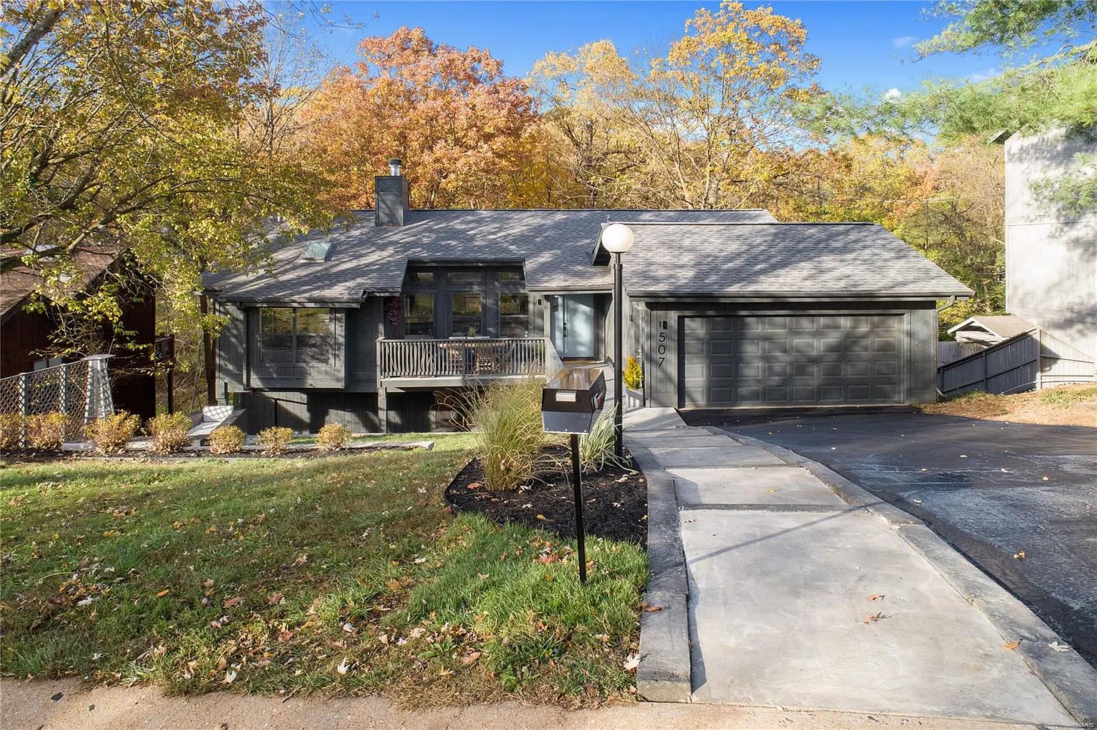 507 Rotherwood Ct photo 1