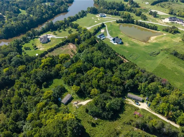 2 Pennstar Trl, Mebane, NC 27302