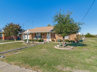 522 E County Line Rd, Royse City, TX 75189