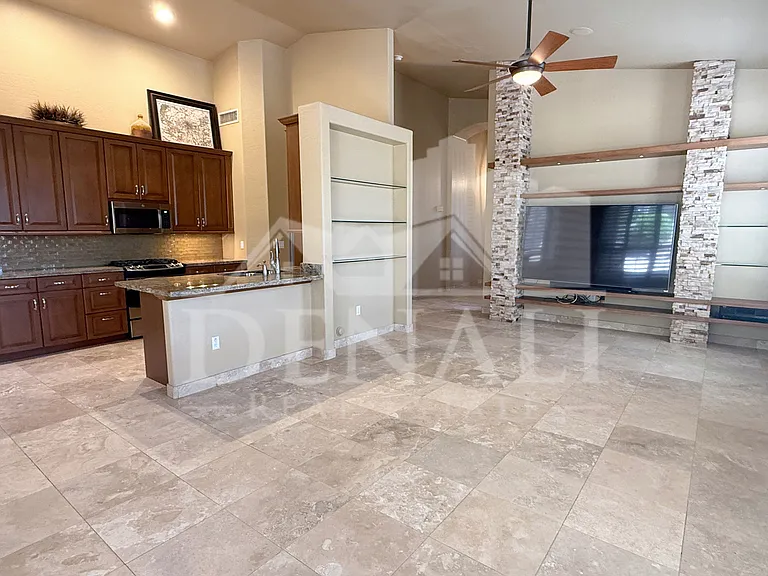 3533 N Desert Oasis — Photo 12