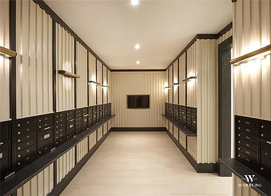Rented by Level Group | media 20