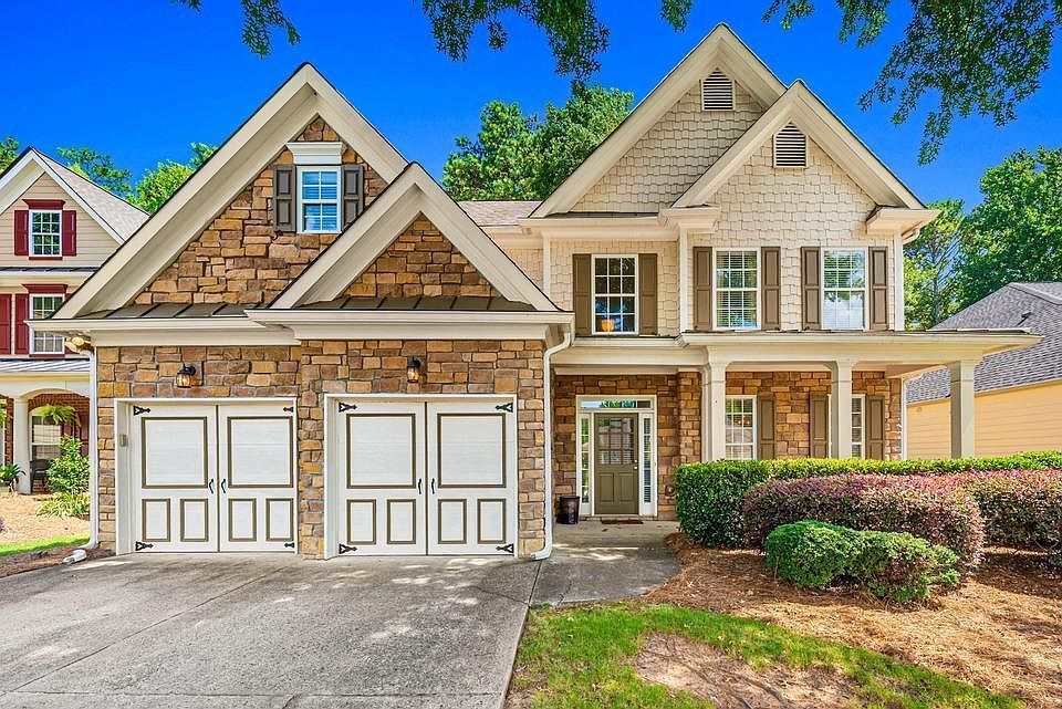 1st image of 3335 The Commons Dr