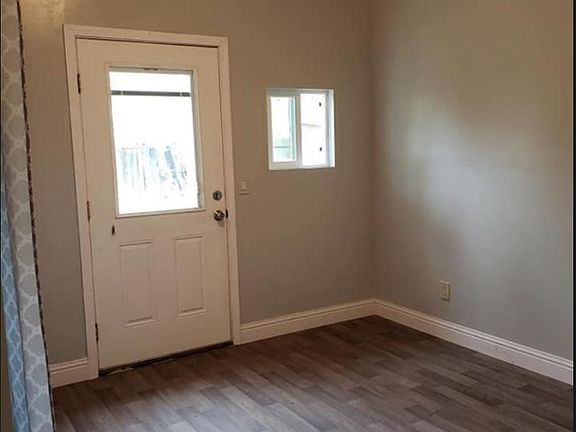3rd image of 27238 Dunbar Pl