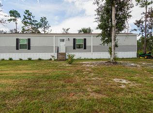 551 Hickory Bluff Dr, Southport, FL 32409