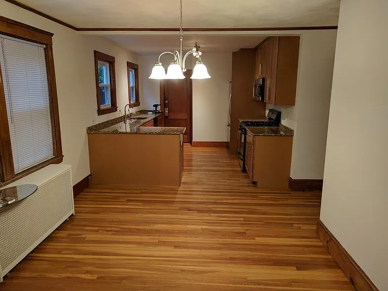 77 Ardale St #1 — Photo 6