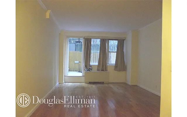 Rented by Douglas Elliman | media 17