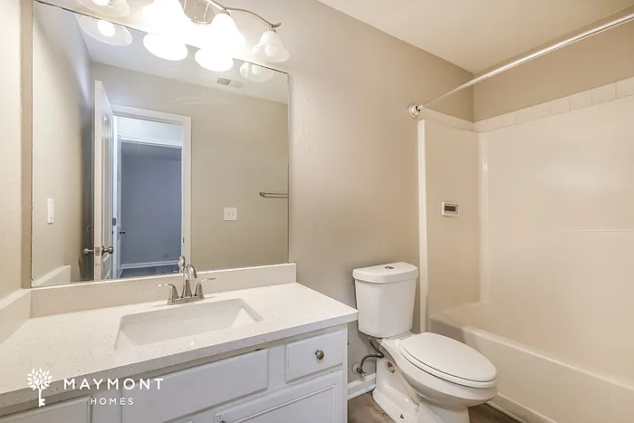 2835 Windsor Forrest Ct — Photo 14