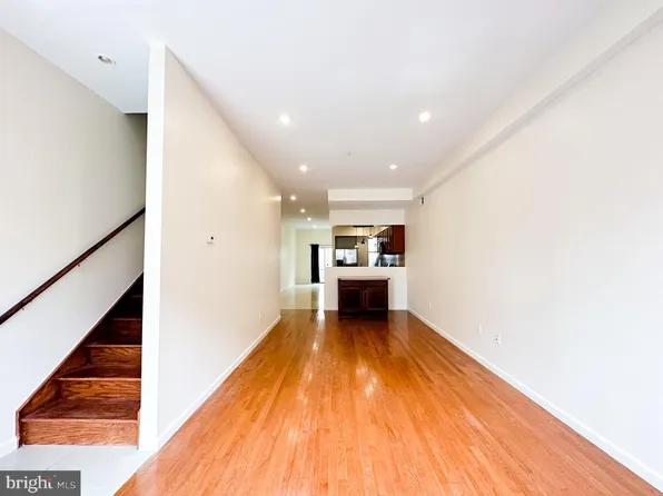 1419 Dickinson St, Philadelphia, PA 19146