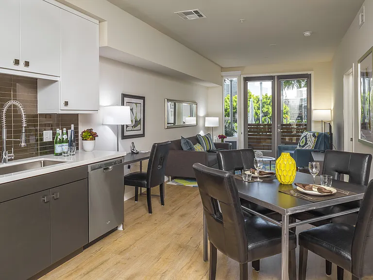 mResidences Olympic & Olive — Photo 28