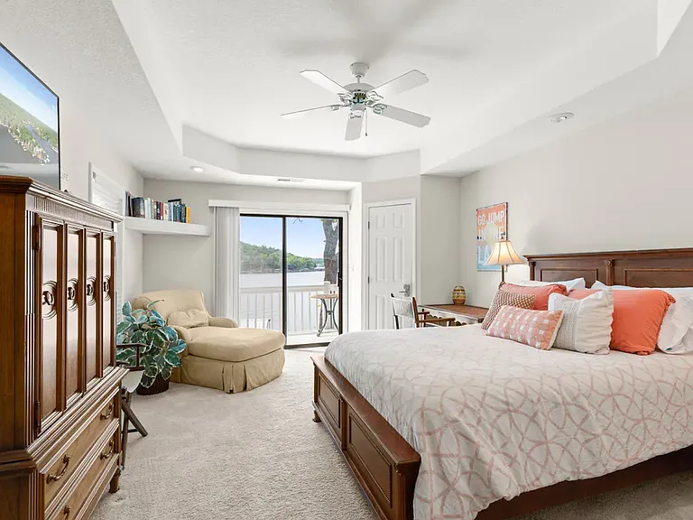 38 Downing View Ln — Photo 4