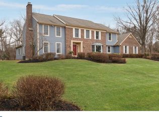 3 Foxcroft Dr, Princeton, NJ 08540