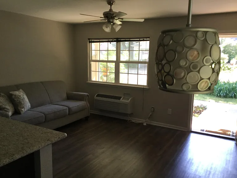 301 Powers St — Photo 7
