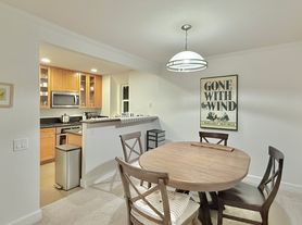 8503 Villa La Jolla Dr