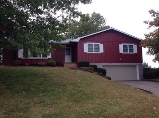 1031 Lakeview St, Milford, KS 66514