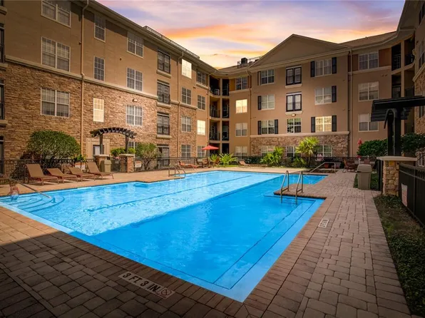 4221 W Spruce St APT 2205, Tampa, FL 33607