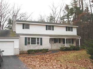 20 Winding Rdg, Clifton Park, NY 12065
