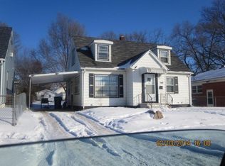 222 Boston Ave, Waterloo, IA 50703