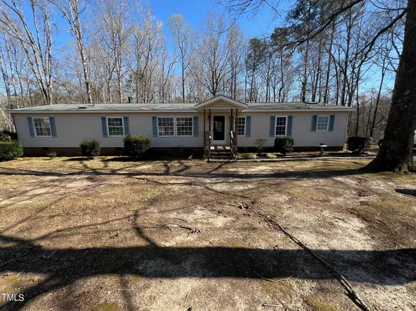321 Springwood Dr, Henderson, NC 27537