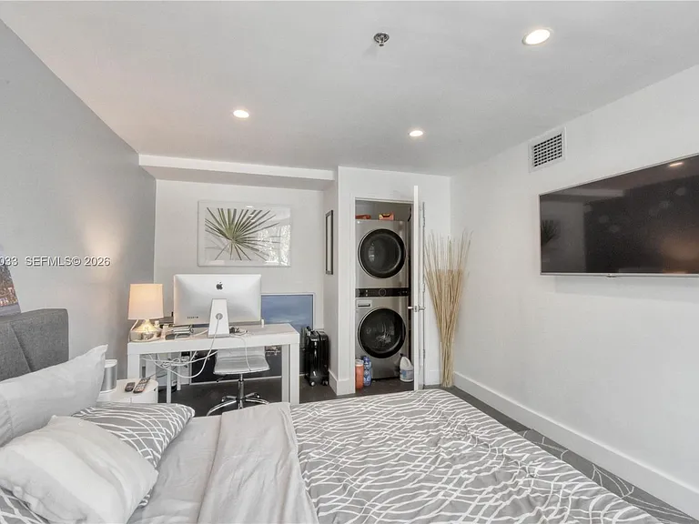 1428 West Ave #204 — Photo 9