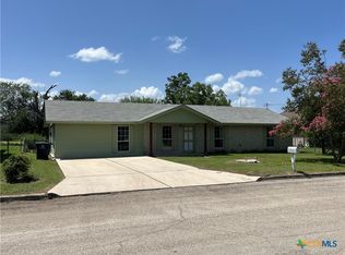 830 McGar St, New Braunfels, TX 78130