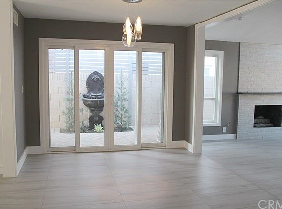 4th image of 4209 Banyan Ave