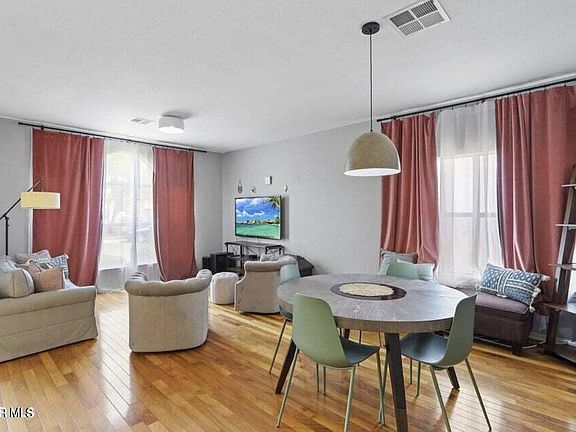 3rd image of 1517 Deer Ridge Ln