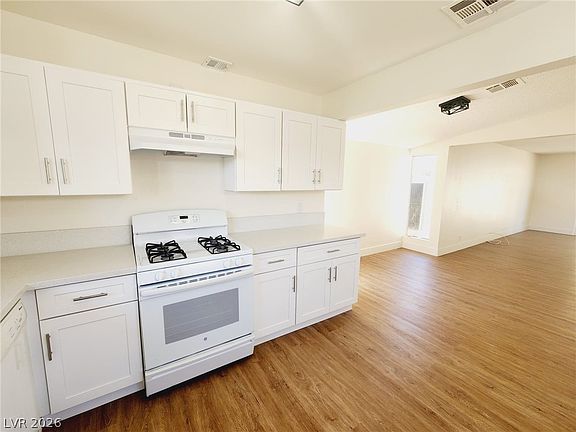 3rd image of 6232 Espinosa Ave