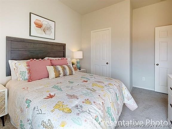 7th image of this home