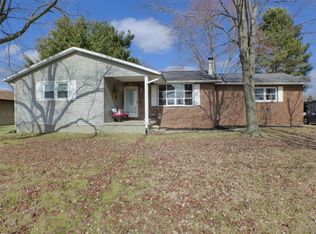 1830 Rainbow Dr NE, Lancaster, OH 43130
