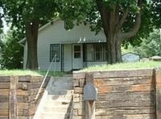 3237 Athlone Ave, Sioux City, IA 51105