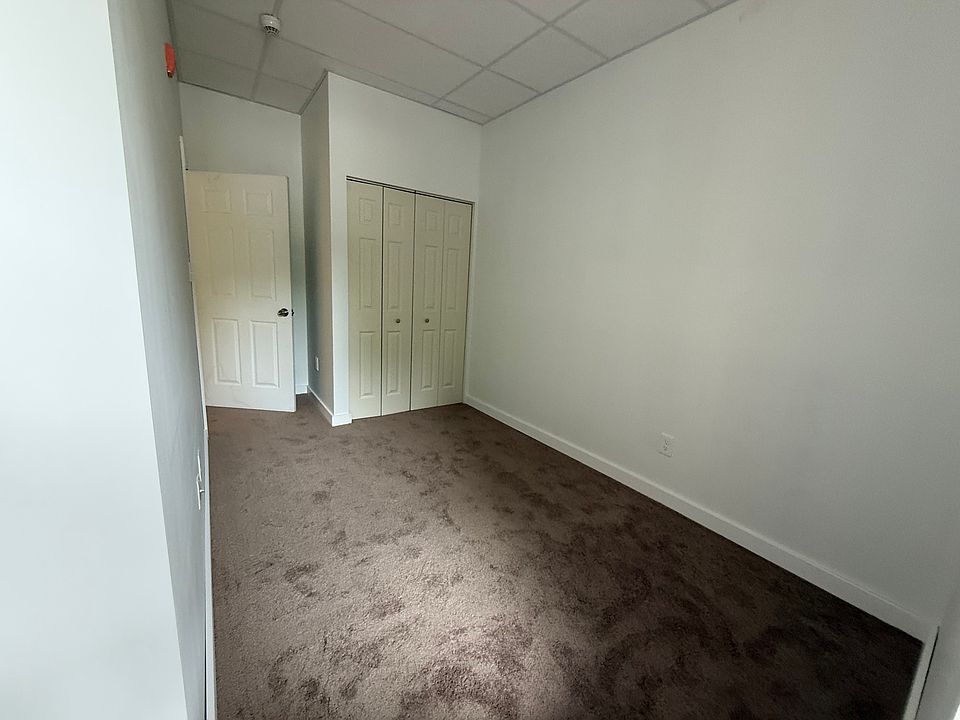 1st image of 634 Hillsboro St #1-4