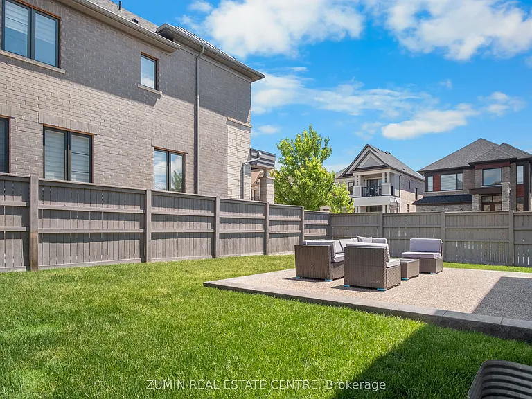 39 Lyle Way — Photo 39
