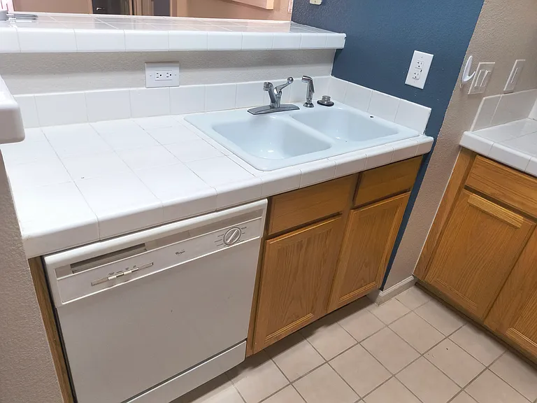 14256 E Whitaker Pl #89 — Photo 2