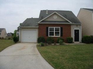 190 Meadowridge Dr, Covington, GA 30016