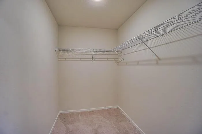 5824 NE 80th Ct — Photo 36