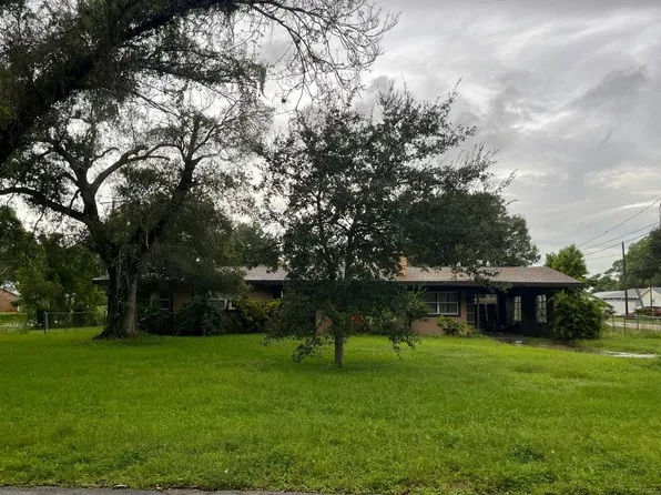 1001 Tortugas Ave, Fort Pierce, FL 34982