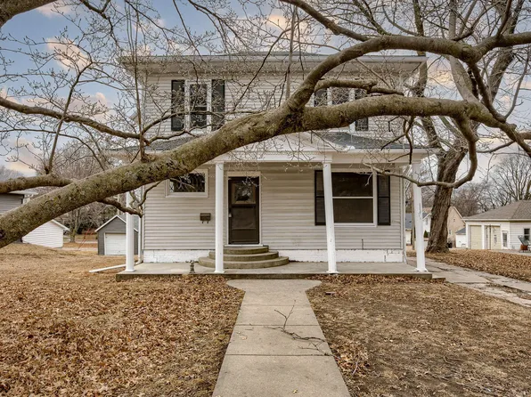 104 W Clarinda Ave, Shenandoah, IA 51601